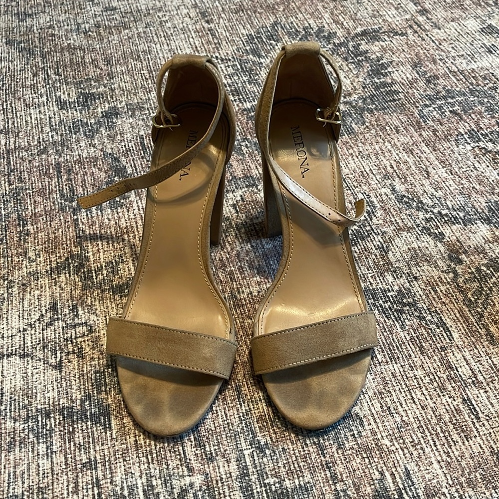 Tan block heel in size 7.5